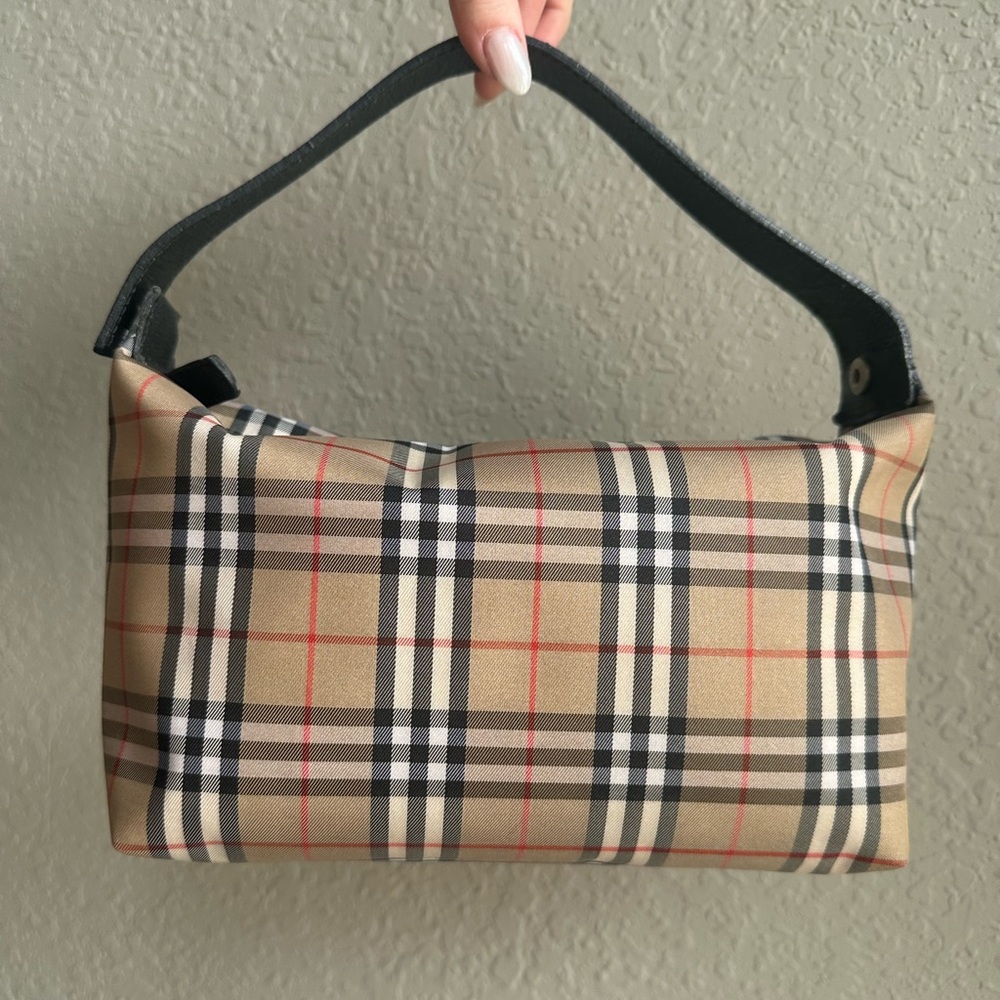 SOLD Burberry Nylon Nova Check Pochette - Picture 1 of 15
